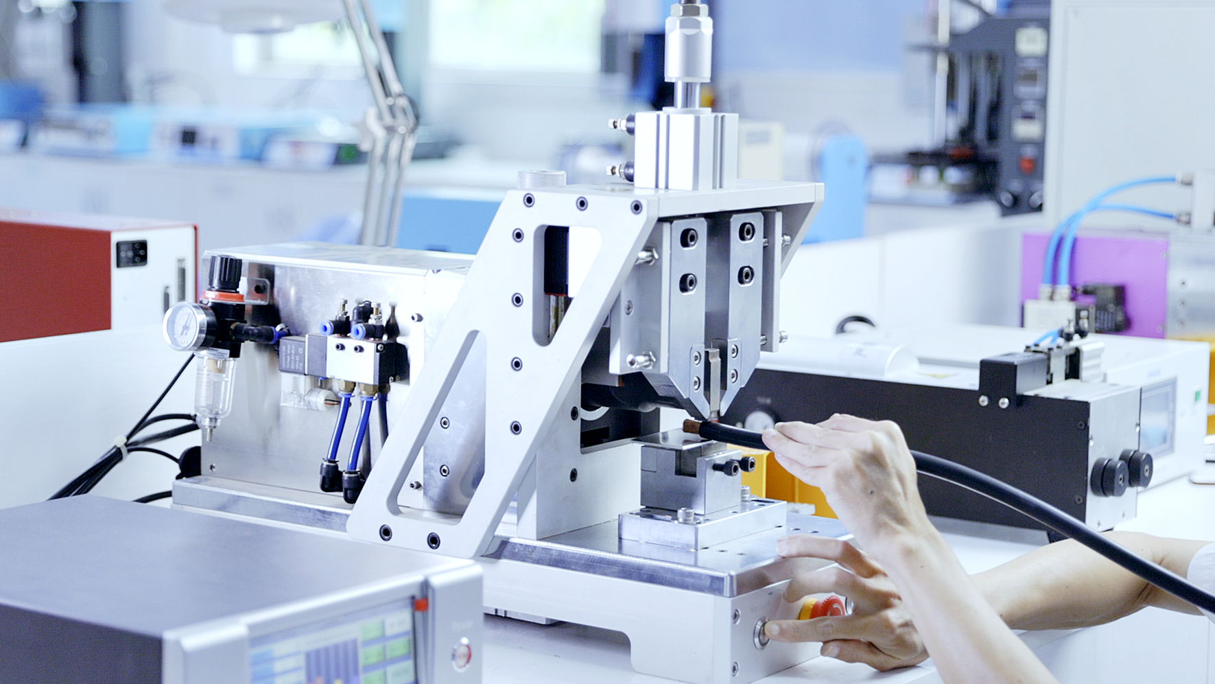 當(dāng)波達(dá)超聲波焊接機(jī)焊接時(shí)壓力參數(shù)異常，有什么處理方案？(圖1)